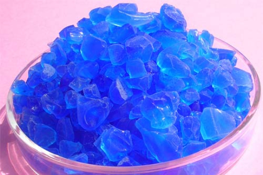 Silica gel blue crystals